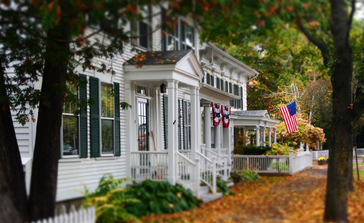 Things you should do to your home before fall starts