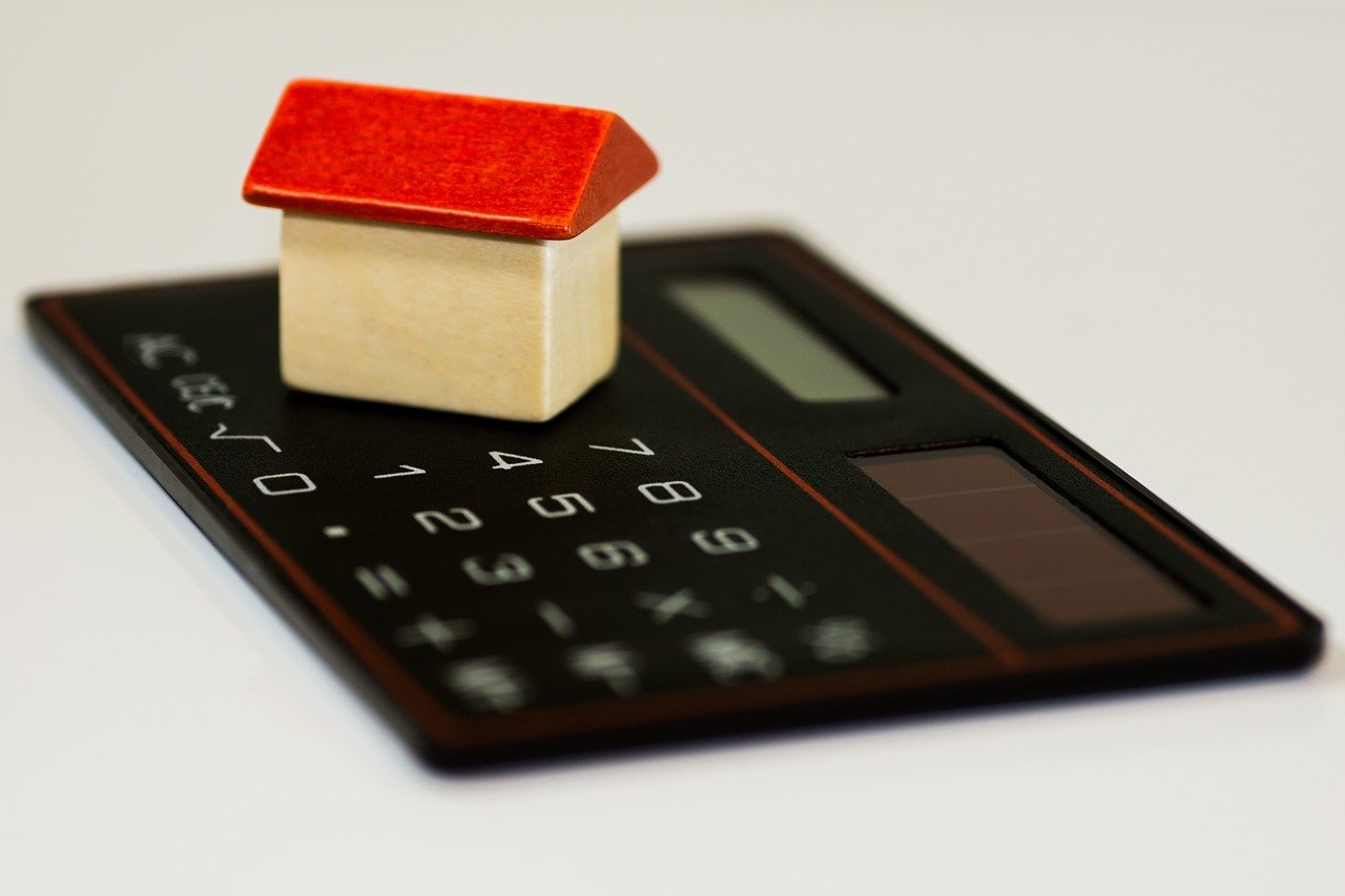 Why Lenders Use Gross Monthly Income vs. Take-Home Pay
