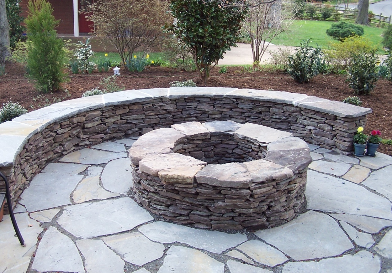 Fire Pit Ideas To Spruce Up Any Backyard