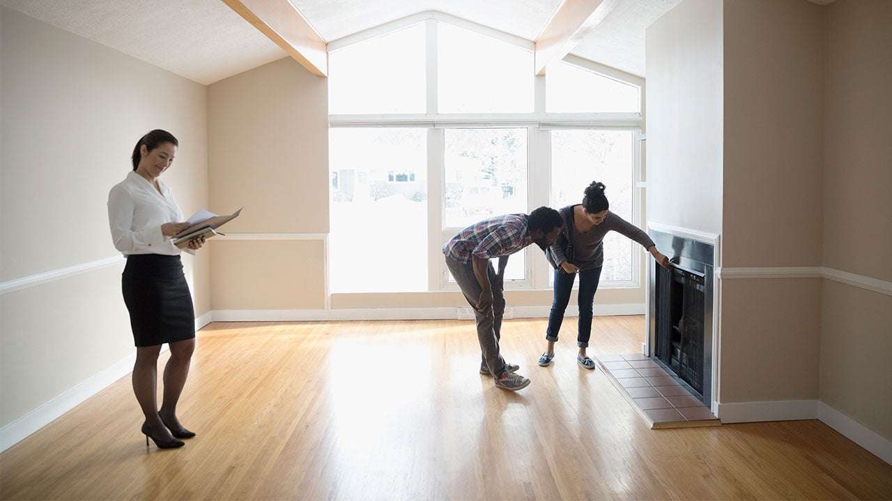 What to Inspect at an Open House